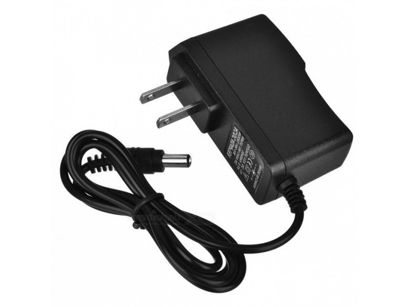 POLNILEC ZA  AKOMULATOR CARGADOR 12V 2-12 Ah